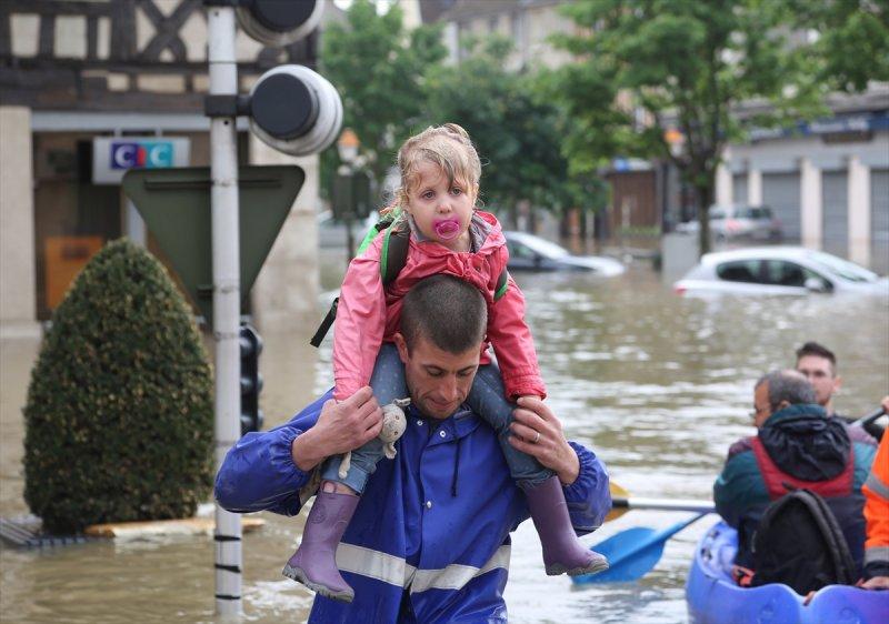 Fransa'da sel felaketi