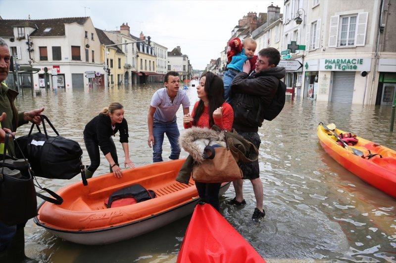 Fransa'da sel felaketi