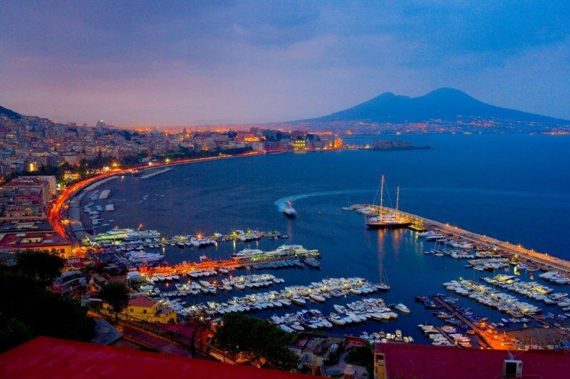 İtalya'nın yıldız şehri Napoli