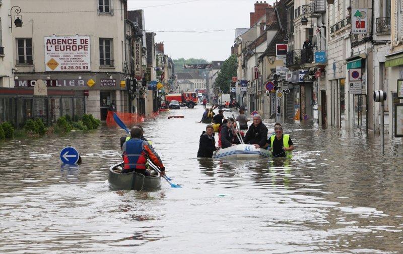 Fransa'da sel felaketi