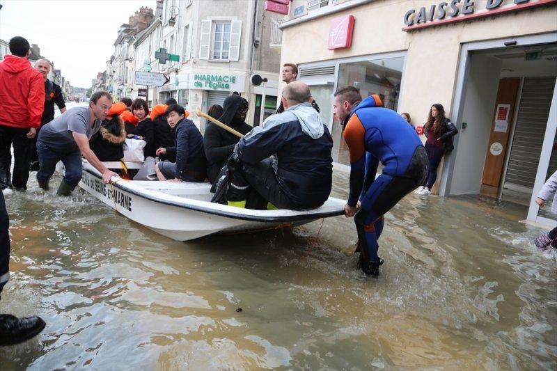 Fransa'da sel felaketi