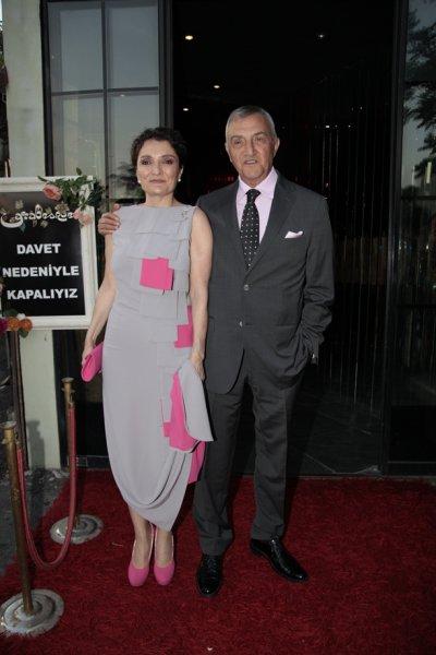 Derya Karadaş ve Haki Biçici'nin düğününe ünlü akını