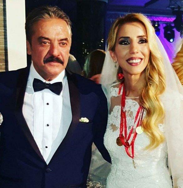 Mesut Akusta ve Şafak Özbir evlendi