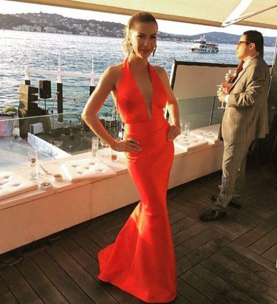 Ivana Sert: Müslüman olmadım ama namaz kılıyorum