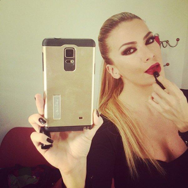 Ivana Sert: Müslüman olmadım ama namaz kılıyorum