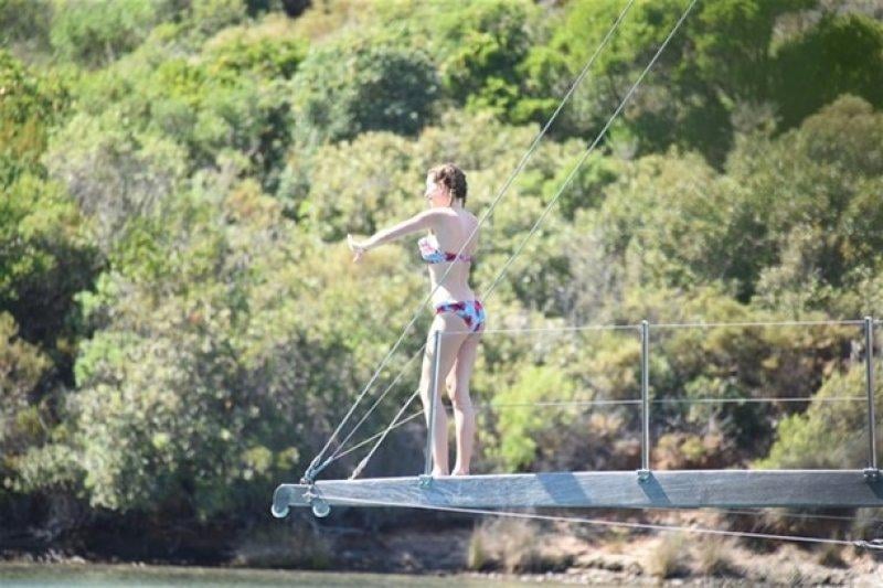 Sinem Kobal'dan beklenmeyen hareket