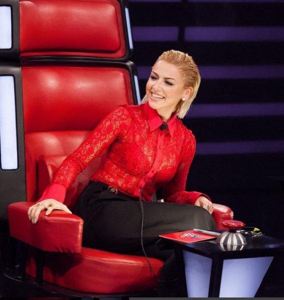 Hadise Bodrum'da teftişe çıktı