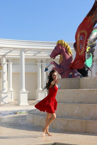 Türkiye'nin Disneyland'ı Antalya'da hizmete giriyor