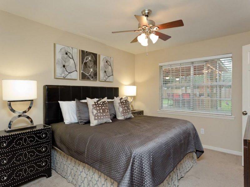 Romantik yatak odası dekorasyonları 