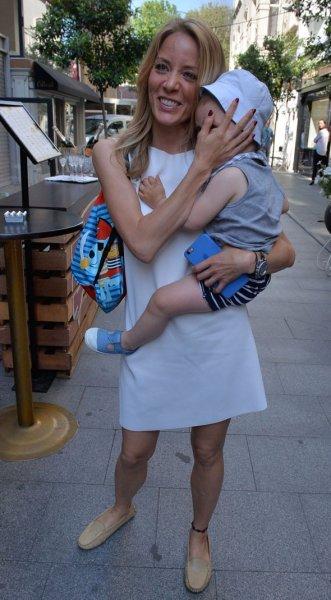 Bade İşçil boşanmak üzere olduğu eşiyle buluştu