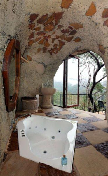 Modern dünyanın sıradışı mağara evi