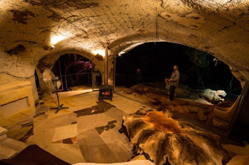 Modern dünyanın sıradışı mağara evi