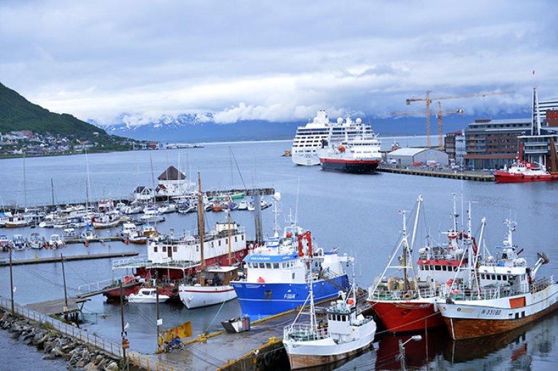  Tromso kentinde güneşin 2 ay hiç batmıyor