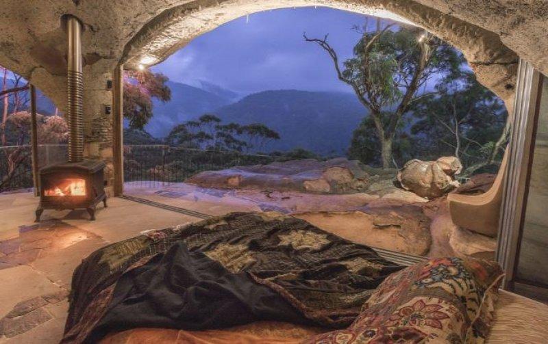 Modern dünyanın sıradışı mağara evi