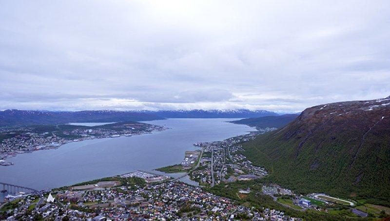  Tromso kentinde güneşin 2 ay hiç batmıyor