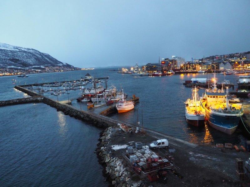  Tromso kentinde güneşin 2 ay hiç batmıyor