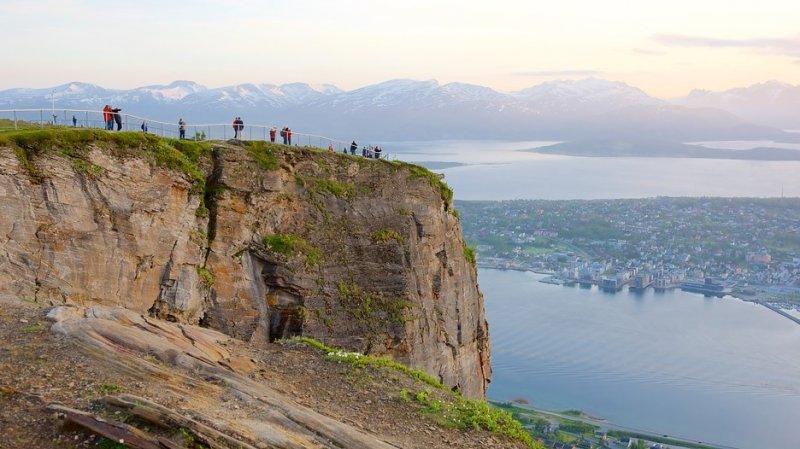  Tromso kentinde güneşin 2 ay hiç batmıyor