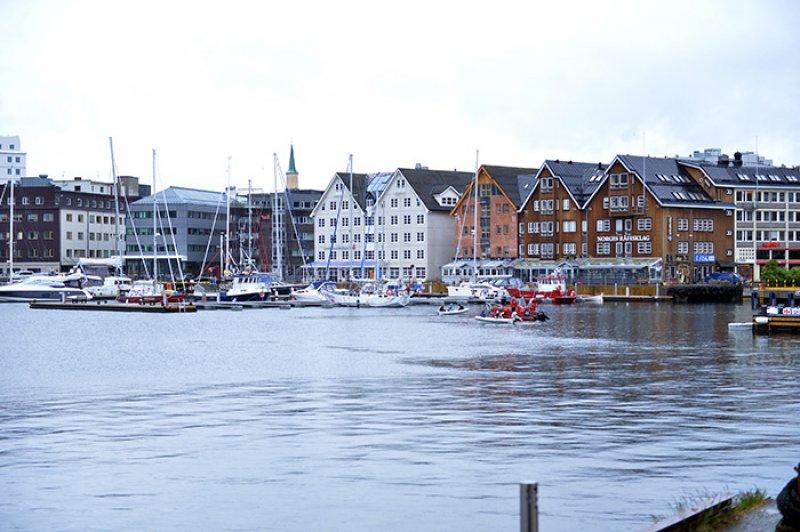  Tromso kentinde güneşin 2 ay hiç batmıyor