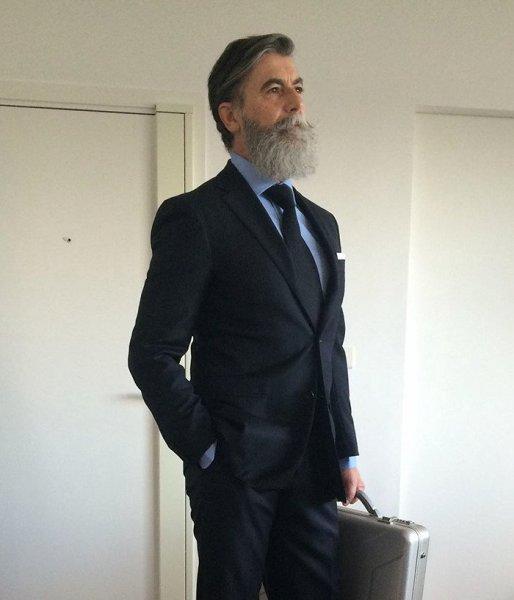 60 yaşındaki adam sakal bıraktıktan sonra model oldu