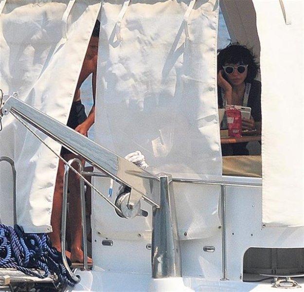 Gülşen'in karnı belirginleşti