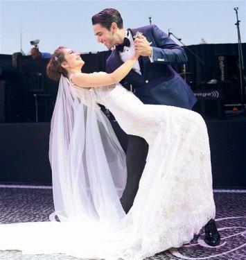 Kadir Doğulu ile Neslihan Atagül evlendi