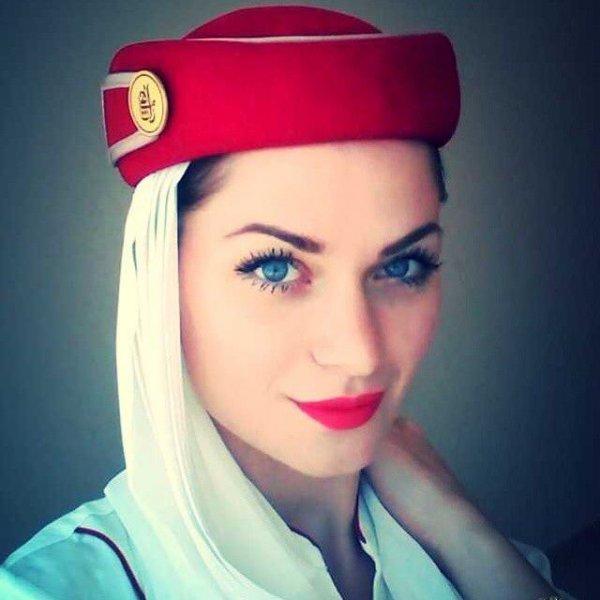 Rus hostesler nefes kesti 