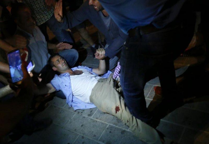 Askeri kalkışma girişiminden akılda kalan kareler