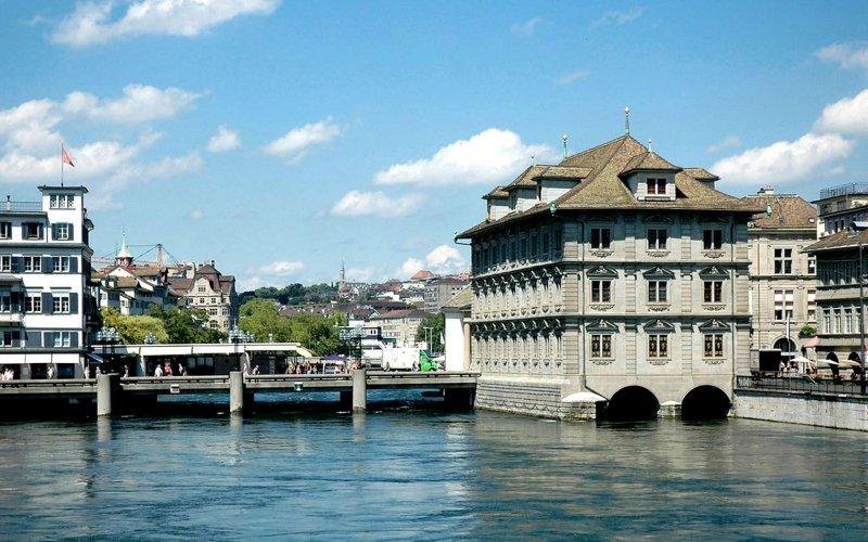 İsviçre'nin en büyük ve zengin şehri: Zürih