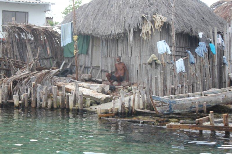 Dünyanın en kalabalık adası: Santa Cruz del Islote