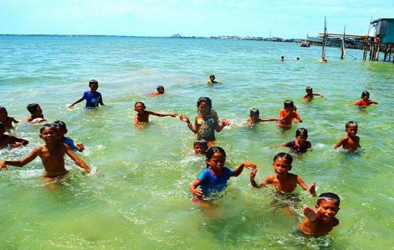 Hayatlarını su üstünde geçiren çingeneler: Bajaular