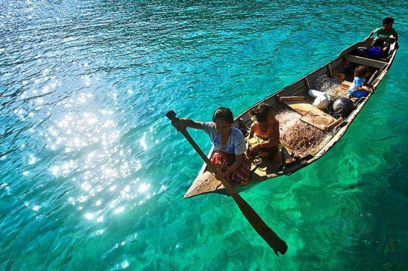 Hayatlarını su üstünde geçiren çingeneler: Bajaular
