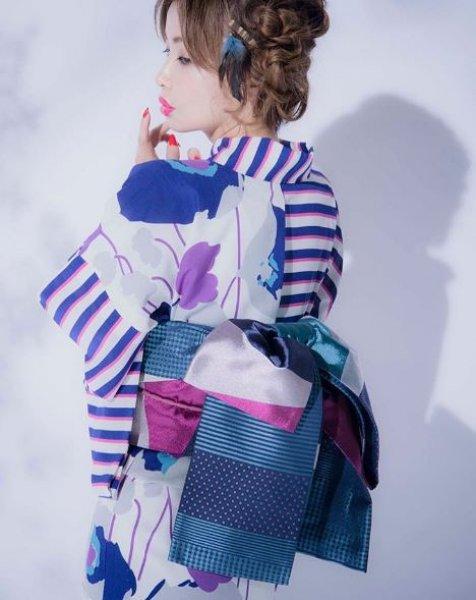 45 yaşındaki Japon model görenleri şaşırtıyor 