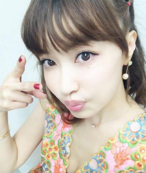 45 yaşındaki Japon model görenleri şaşırtıyor 