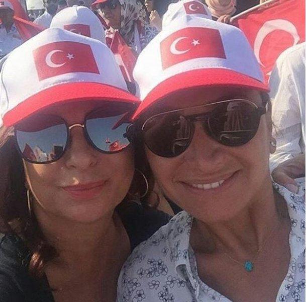 Yenikapı miting alanında ünlüler geçidi  - Resim 43