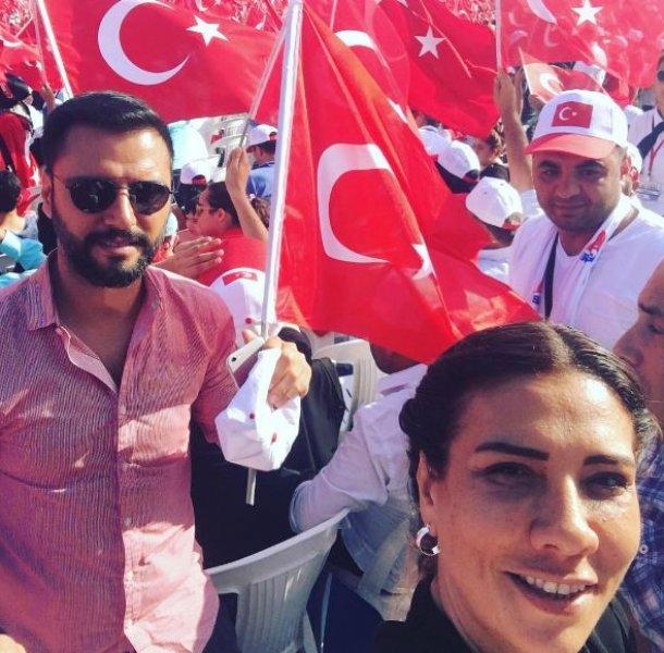 Yenikapı miting alanında ünlüler geçidi  - Resim 17