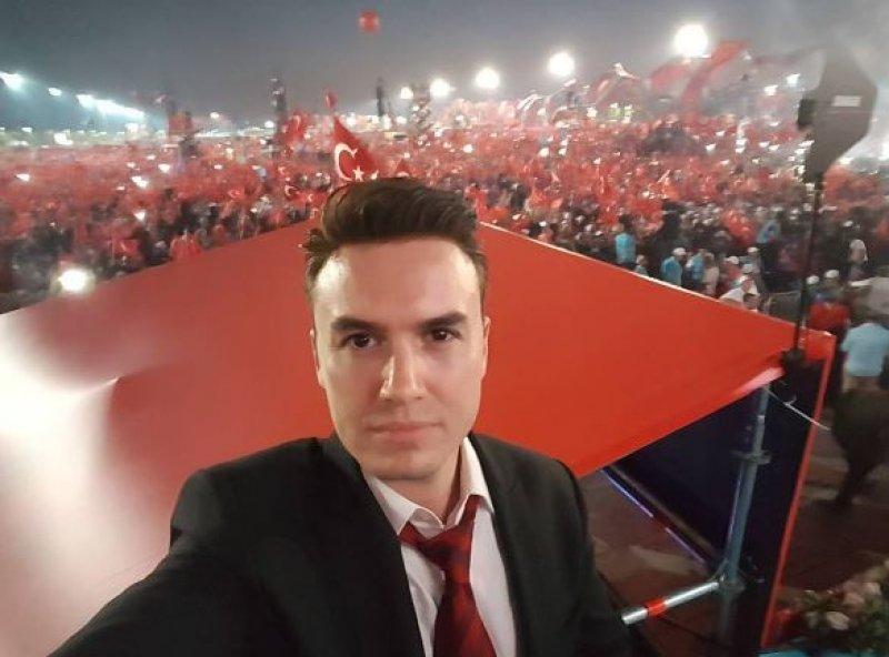 Yenikapı miting alanında ünlüler geçidi  - Resim 16