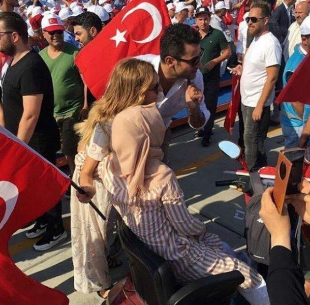 Yenikapı miting alanında ünlüler geçidi  - Resim 26