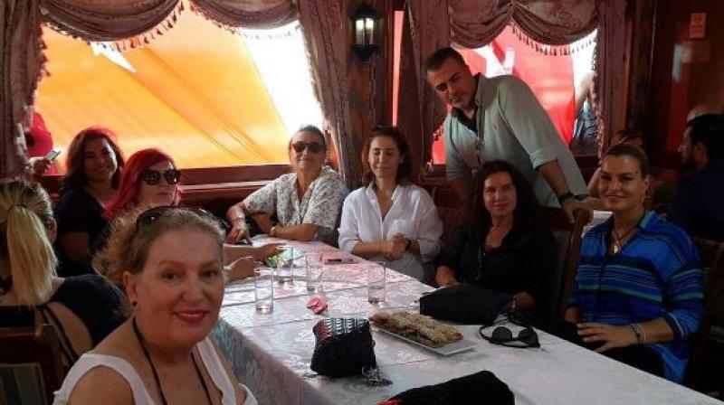 Yenikapı miting alanında ünlüler geçidi  - Resim 51
