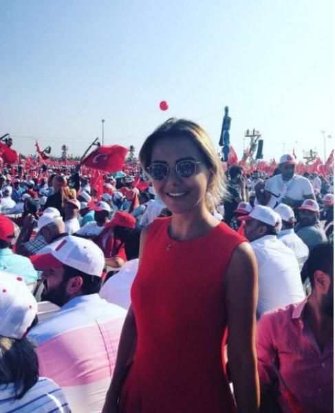 Yenikapı miting alanında ünlüler geçidi  - Resim 30