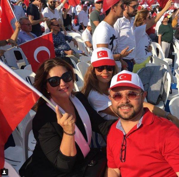 Yenikapı miting alanında ünlüler geçidi  - Resim 8