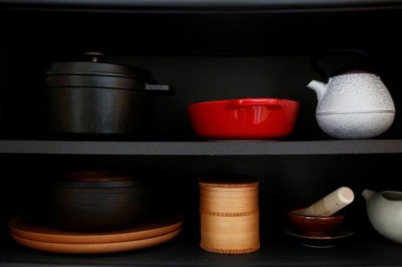 Az eşya ile dekora edilmiş Japon evleri