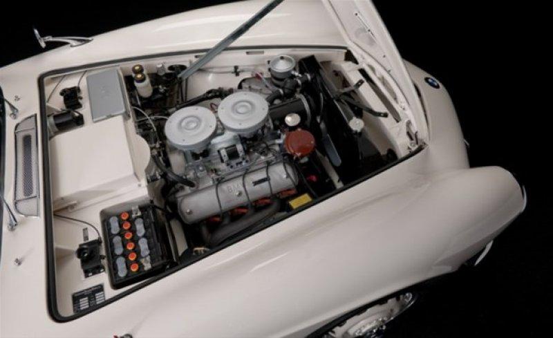 Elvis Presley'nin hurda arabası yenilendi