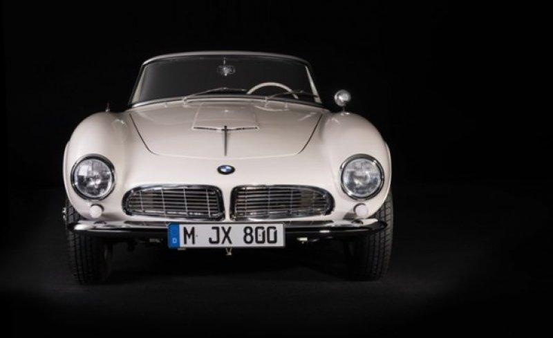 Elvis Presley'nin hurda arabası yenilendi