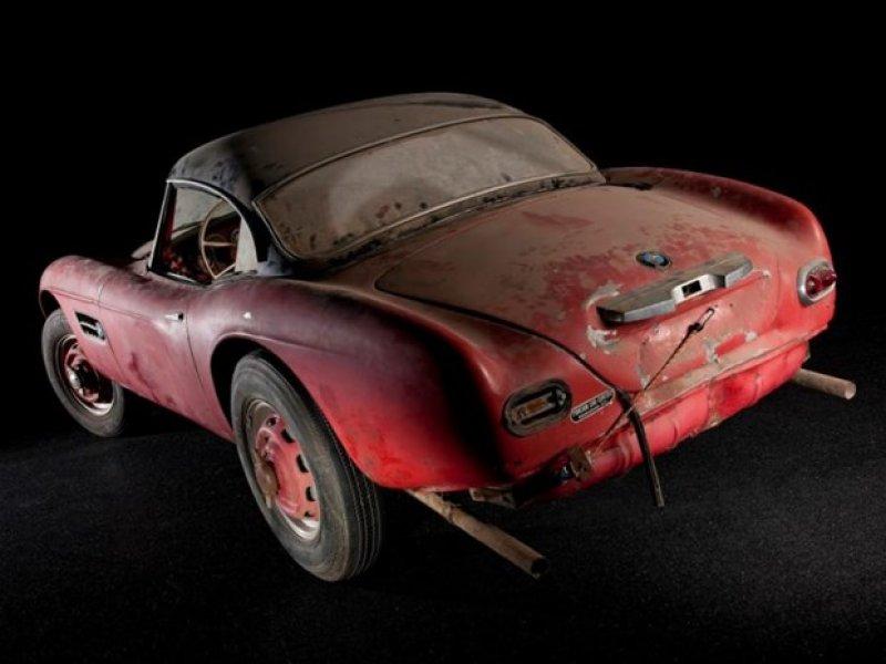 Elvis Presley'nin hurda arabası yenilendi