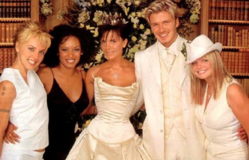 Ebeveynlerinin düğününü gören ünlü çocuklar