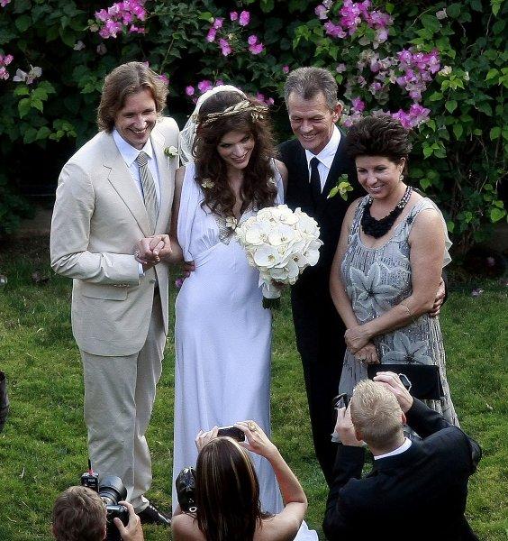 Ebeveynlerinin düğününü gören ünlü çocuklar