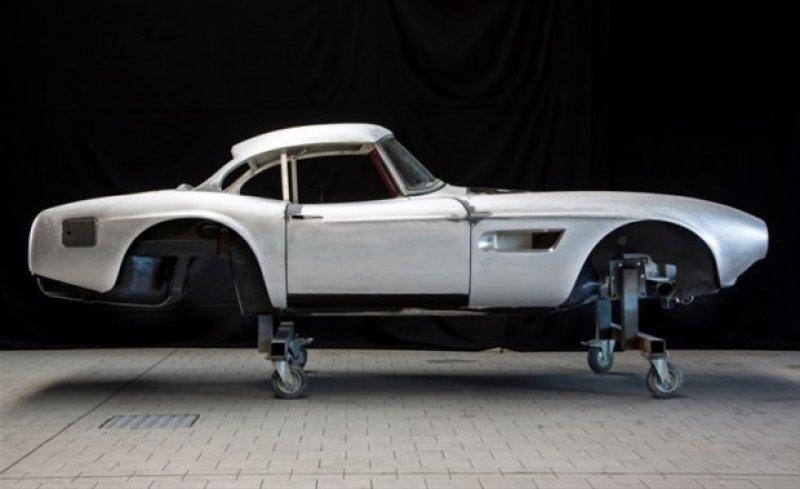 Elvis Presley'nin hurda arabası yenilendi