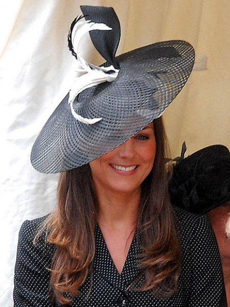 Prenseslerin şapka savaşı