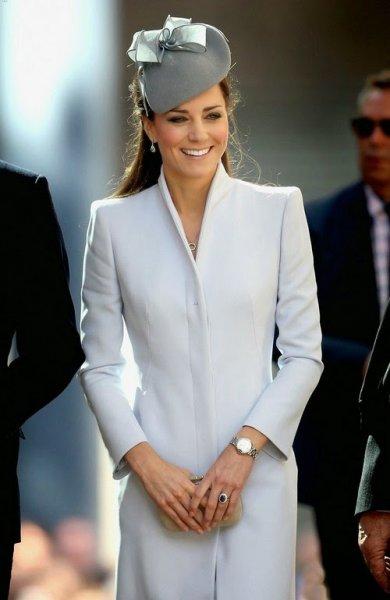 Prenseslerin şapka savaşı