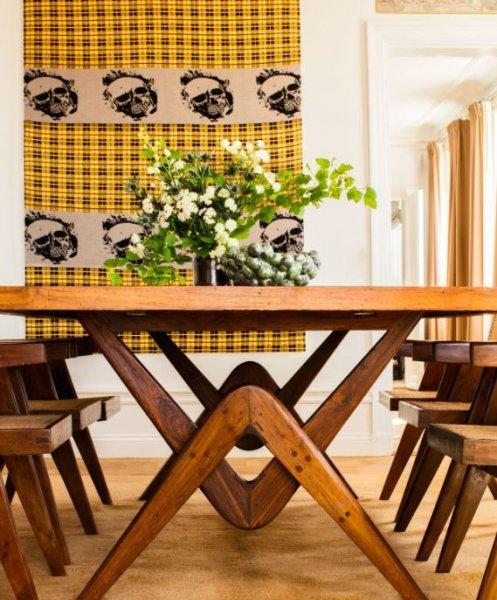 Ünlü moda tasarımcısı evinin kapılarını açtı